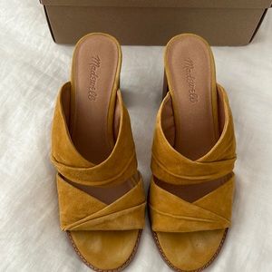 Madewell Suede Sandal Mustard Yellow Size 9 1/2 M